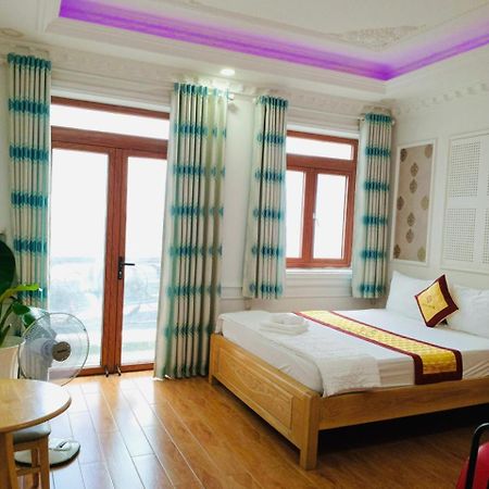 Amor Hotel Хошимин Екстериор снимка