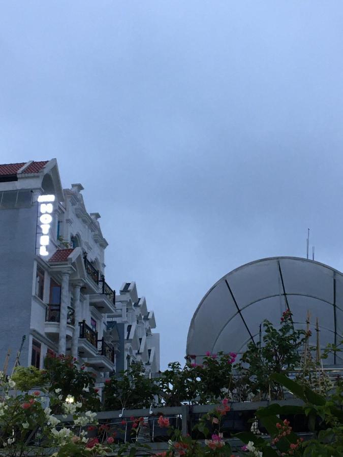 Amor Hotel Хошимин Екстериор снимка