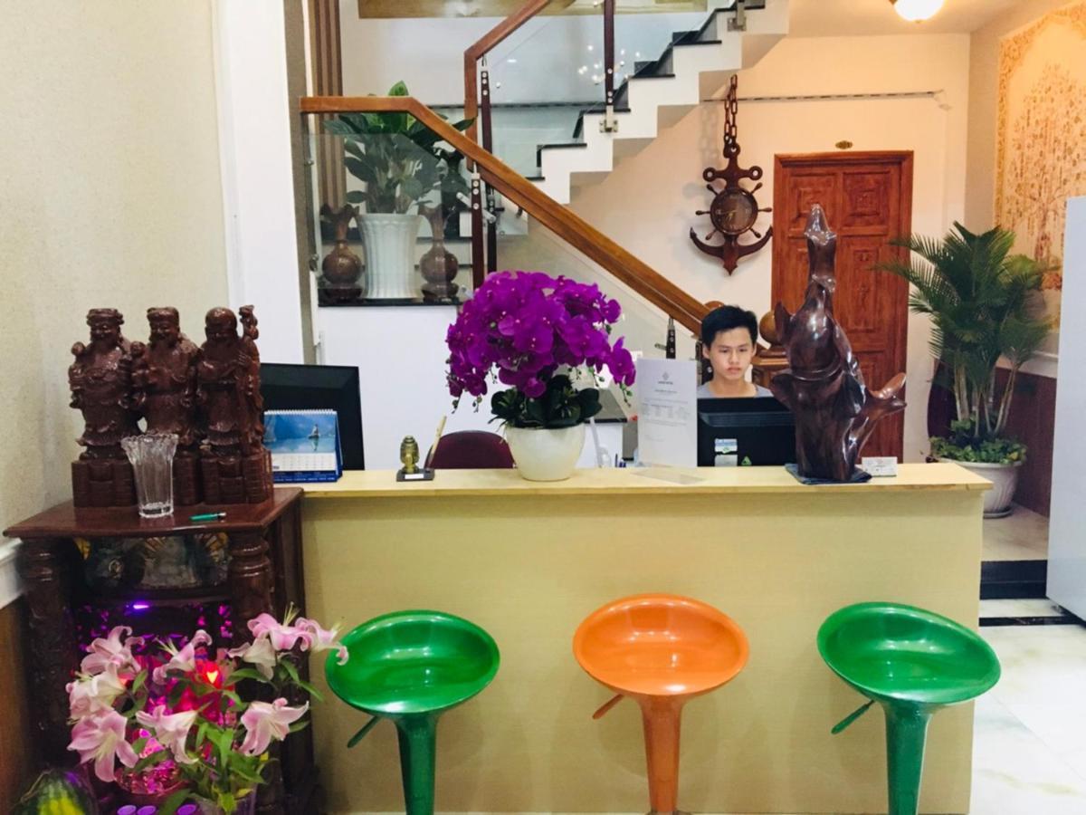 Amor Hotel Хошимин Екстериор снимка