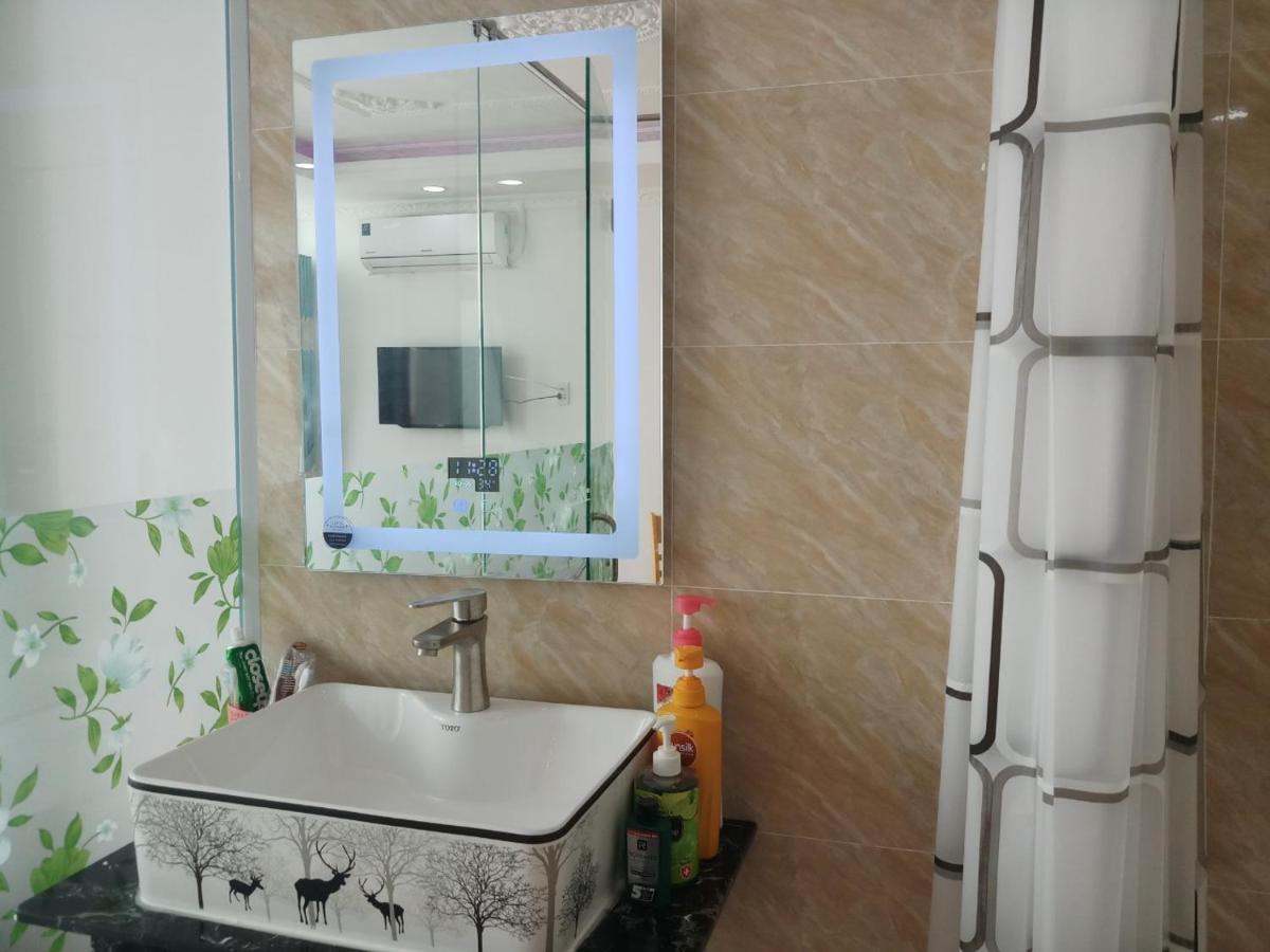 Amor Hotel Хошимин Екстериор снимка